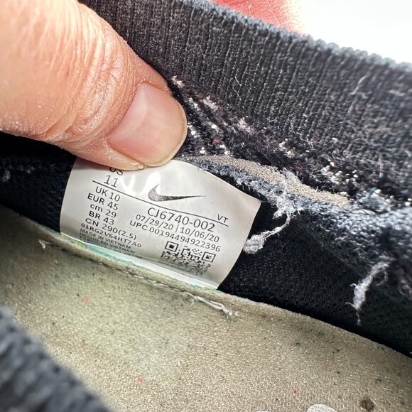 Nike Air VaporMax 2020 Flyknit Men Size 11 CJ6740-002 Dark Grey Training Shoes - Picture 9 of 10